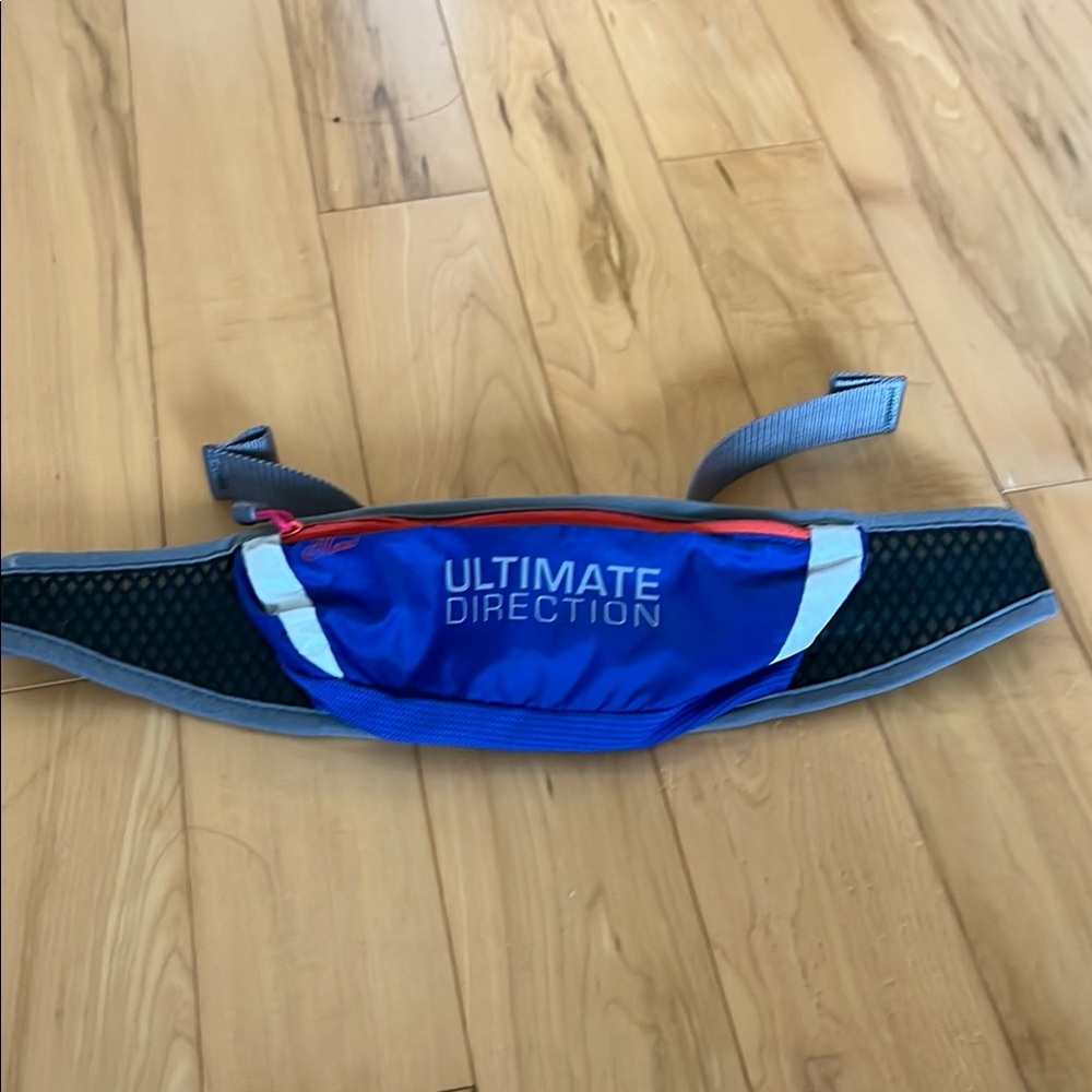 Ultimate Direction running belt for women